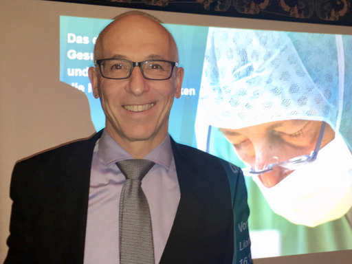 Interessante Themen prägen die Club-Abende. Hier Dieter Bartsch, Geschäftsführer der Main-Kinzig-Kliniken bei seinem Vortrag 2017 dieter bartsch gf main kinzig kliniken 1